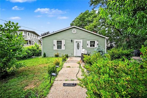 318 S Lynn St, Independence, MO, 64050-3997 | Card Image