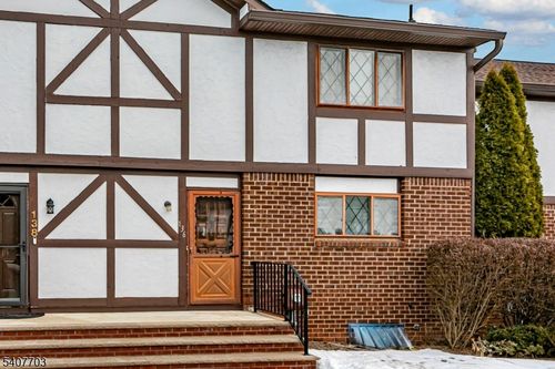 136 Wildflower Ln, Hillsborough, NJ, 08844-4880 | Card Image