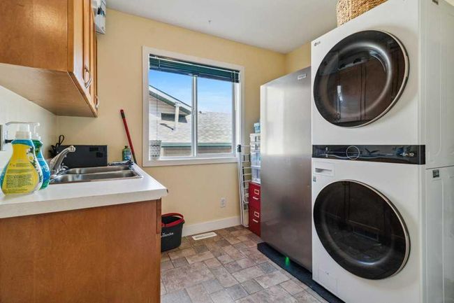 9 Fern Glade Crescent, House other with 4 bedrooms, 3 bathrooms and 4 parking in Sylvan Lake AB | Image 16