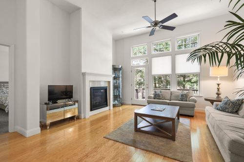 unit-21-21 Grey Hawk Dr, Mashpee, MA, 02649-4417 | Card Image