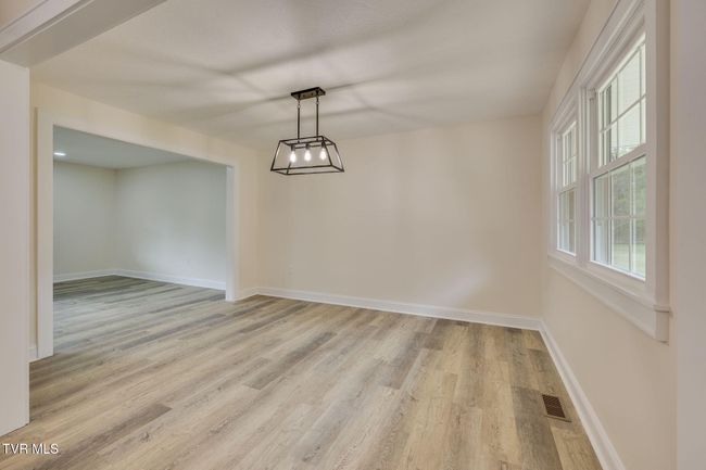 5805 Cochise Trl, House other with 3 bedrooms, 3 bathrooms and null parking in Kingsport TN | Image 12