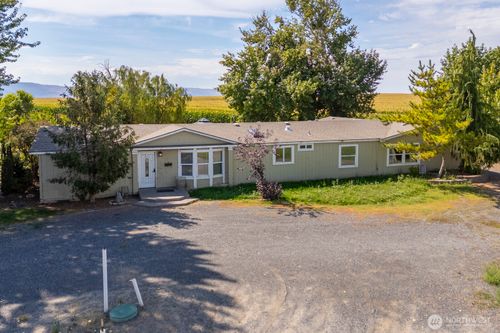 12078 Division Rd S, Royal City, WA, 99357-9708 | Card Image
