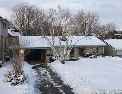 40 Rippleton Rd, North York, ON, M3B1H6 | Card Image