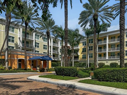 apt-304-802 W Windward Way, Lantana, FL, 33462-8003 | Card Image