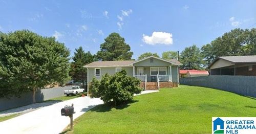 1527 Lindsey Dr Sw, Cullman, AL, 35055-4512 | Card Image