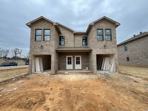 400 &amp; 402 E Center Street, Jacksonville, AR, 72076 | Card Image