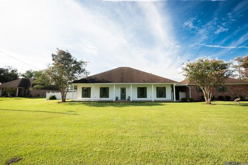 14051 A Poirrier Rd, Gonzales, LA, 70737-7251 | Card Image