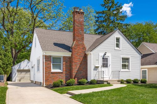 112 Howard Ave, Worthington, OH, 43085-3653 | Card Image