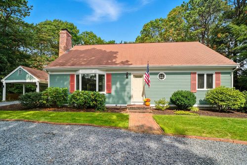 4 Nancy Ave, East Falmouth, MA, 02536-4928 | Card Image