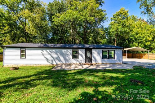 4946 Grand Canyon Rd Nw, Concord, NC, 28027-7775 | Card Image