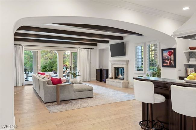 19 Quintessa Cir, House other with 4 bedrooms, 5 bathrooms and null parking in Las Vegas NV | Image 21