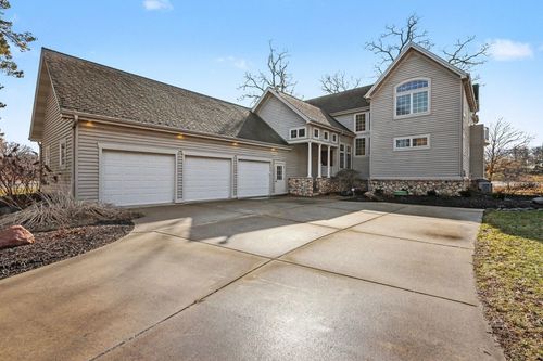 74 E 600 N, Valparaiso, IN, 46383-1690 | Card Image