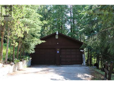 35 Walker Rd, House other with 3 bedrooms, 3 bathrooms and 4 parking in Enderby BC | Image 3