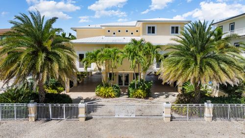 52 S Andros Rd, Key Largo, FL, 33037-5000 | Card Image