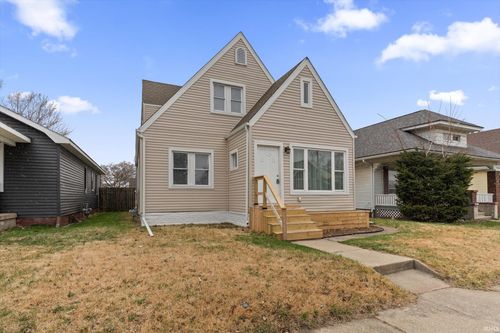 1621 Magnolia St, South Bend, IN, 46613-1420 | Card Image