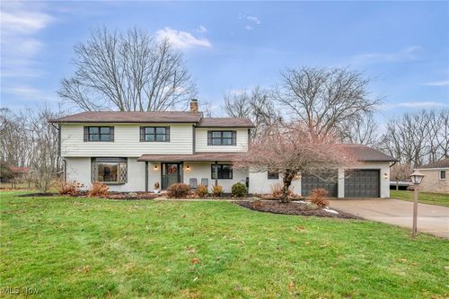 7830 Pyle South Amherst Rd, Amherst, OH, 44001-2156 | Card Image