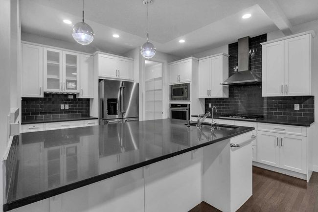 44 Rainbow Falls, House other with 5 bedrooms, 4 bathrooms and 6 parking in Chestermere AB | Image 16