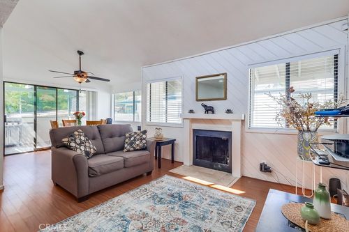 7-10435 Newhome Ave, Sunland, CA, 91040 | Card Image