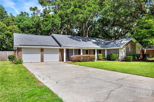 28 River Oaks Rd, Savannah, GA, 31410-1521 | Card Image