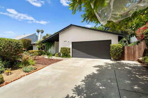 2550 Unicornio St, Carlsbad, CA, 92009-5327 | Card Image