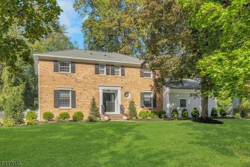 24 Westminster Rd, Chatham Twp, NJ, 07928-1315 | Card Image