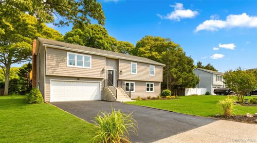 7 Sinnickson Road, Brookhaven, NY, 11934 | Card Image