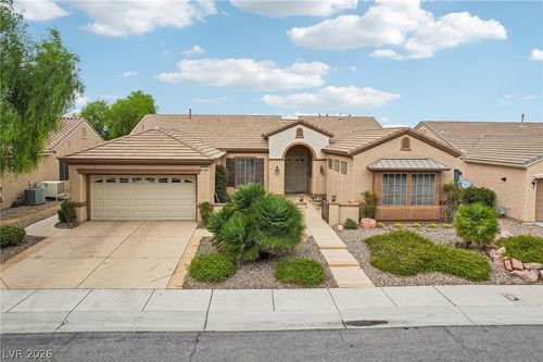 2135 Fort Sanders St, Henderson, NV, 89052-7026 | Card Image