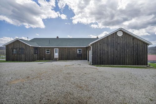 18513 Hobbler Ln, Lore City, OH, 43755-9787 | Card Image