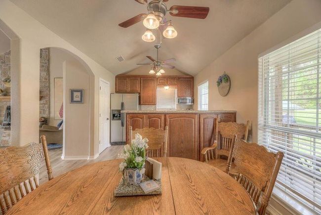 220 Harbor Dr, House other with 3 bedrooms, 2 bathrooms and 2 parking in Onalaska TX | Image 9
