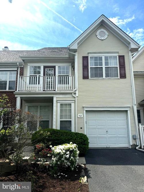 402 Bollen Ct, Pennington, NJ, 08534-5236 | Card Image