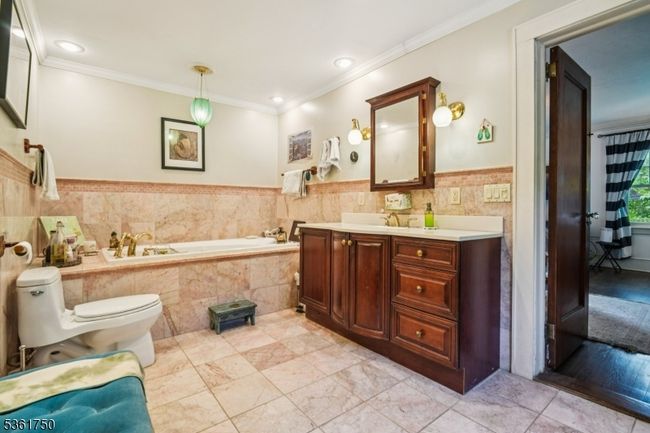 27 Fairway Dr, House other with 7 bedrooms, 5 bathrooms and null parking in West Orange NJ | Image 20