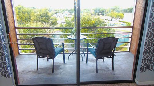 apt-1403-1800 N Lauderdale Ave, North Lauderdale, FL, 33068-4204 | Card Image