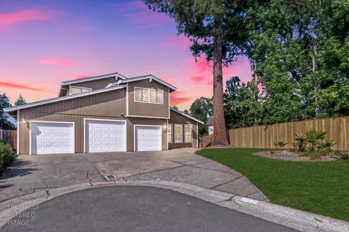 8023 Ridgeglen Way, Fair Oaks, CA, 95628-3607 | Card Image