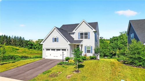 6 Dana Dr, Coraopolis, PA, 15108-7704 | Card Image
