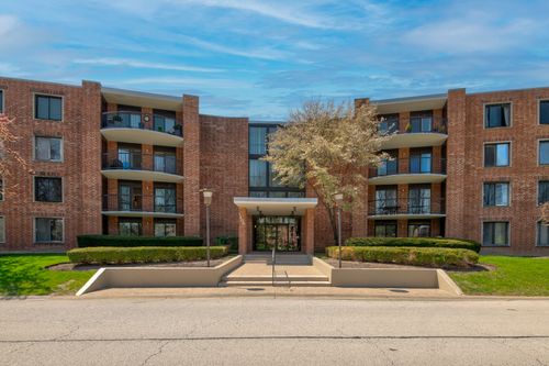 unit-316b-1405 E Central Rd, Arlington Heights, IL, 60005-3311 | Card Image