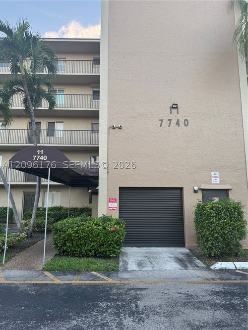 405-7740 Nw 50th St, Lauderhill, FL, 33351-5732 | Card Image