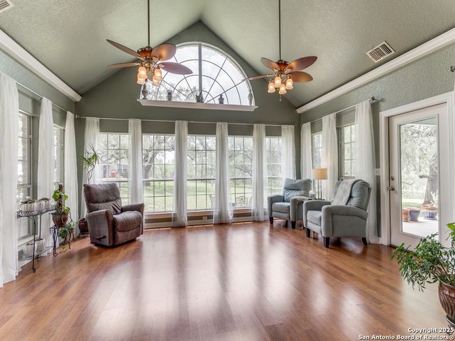 6840 S Loop 1604 W, House other with 3 bedrooms, 3 bathrooms and null parking in Von Ormy TX | Image 19