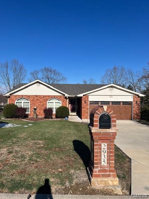 2935 Eli Ave, Imperial, MO, 63052-3209 | Card Image