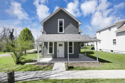 77 S Church St, Thornville, OH, 43076-7524 | Card Image