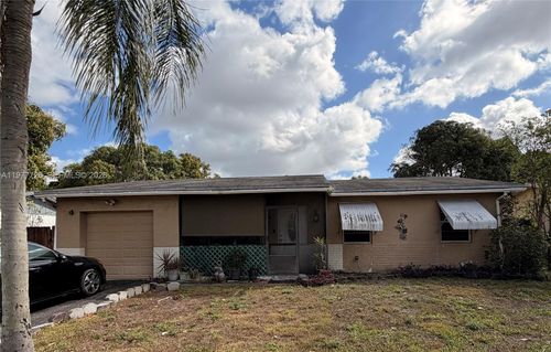 304 Sw 77th Ave, North Lauderdale, FL, 33068-1221 | Card Image