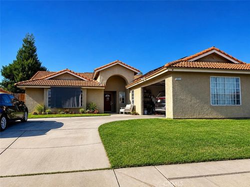 3377 Kimmel Ave, Madera, CA, 93637-5911 | Card Image