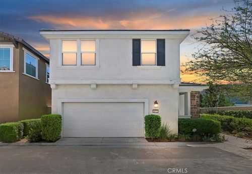 6073 Sendero Ave, Eastvale, CA, 92880-6404 | Card Image