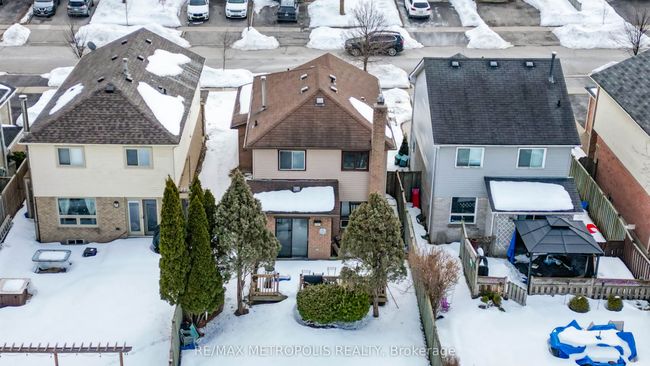 1927 Parkside Dr, House other with 5 bedrooms, 4 bathrooms and 2 parking in Pickering ON | Image 38