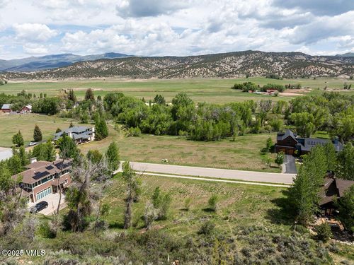 2538 Eagle Ranch Rd, Eagle, CO, 81631-5759 | Card Image