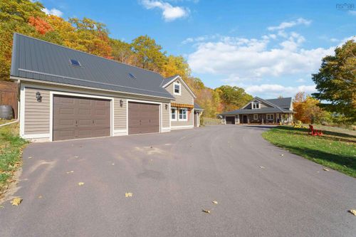 325 Thorpe Rd, Billtown, NS, B4N3V7 | Card Image