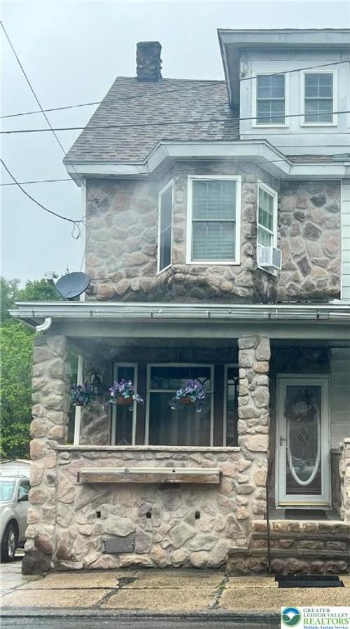 111 W Water St, Coaldale, PA, 18218-1150 | Card Image