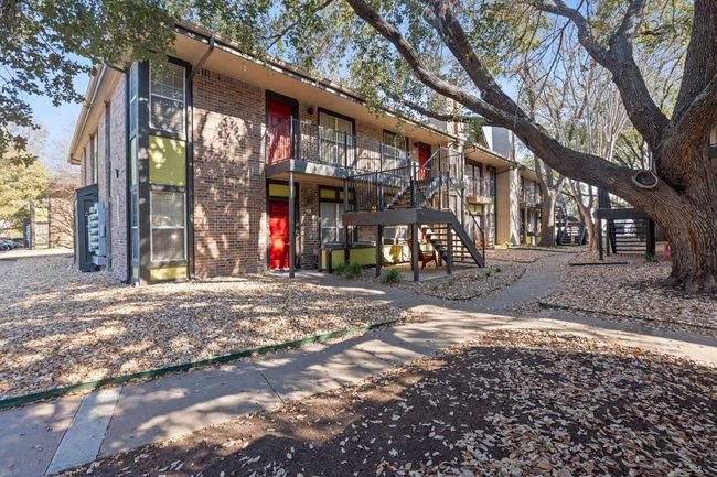 UNIT-728 - 7685 Northcross Dr, Condo with 2 bedrooms, 2 bathrooms and 2 parking in Austin TX | Image 7