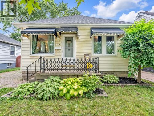 1826 Francois Rd, Windsor, ON, N8W4S7 | Card Image