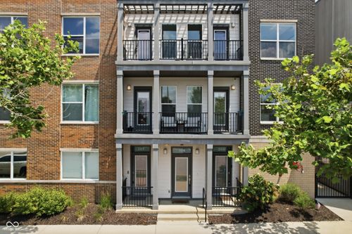 104-727 N Illinois St, Indianapolis, IN, 46204-1457 | Card Image