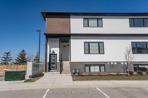 825-4263 4th Ave, Niagara Falls, ON, L2E0C2 | Card Image